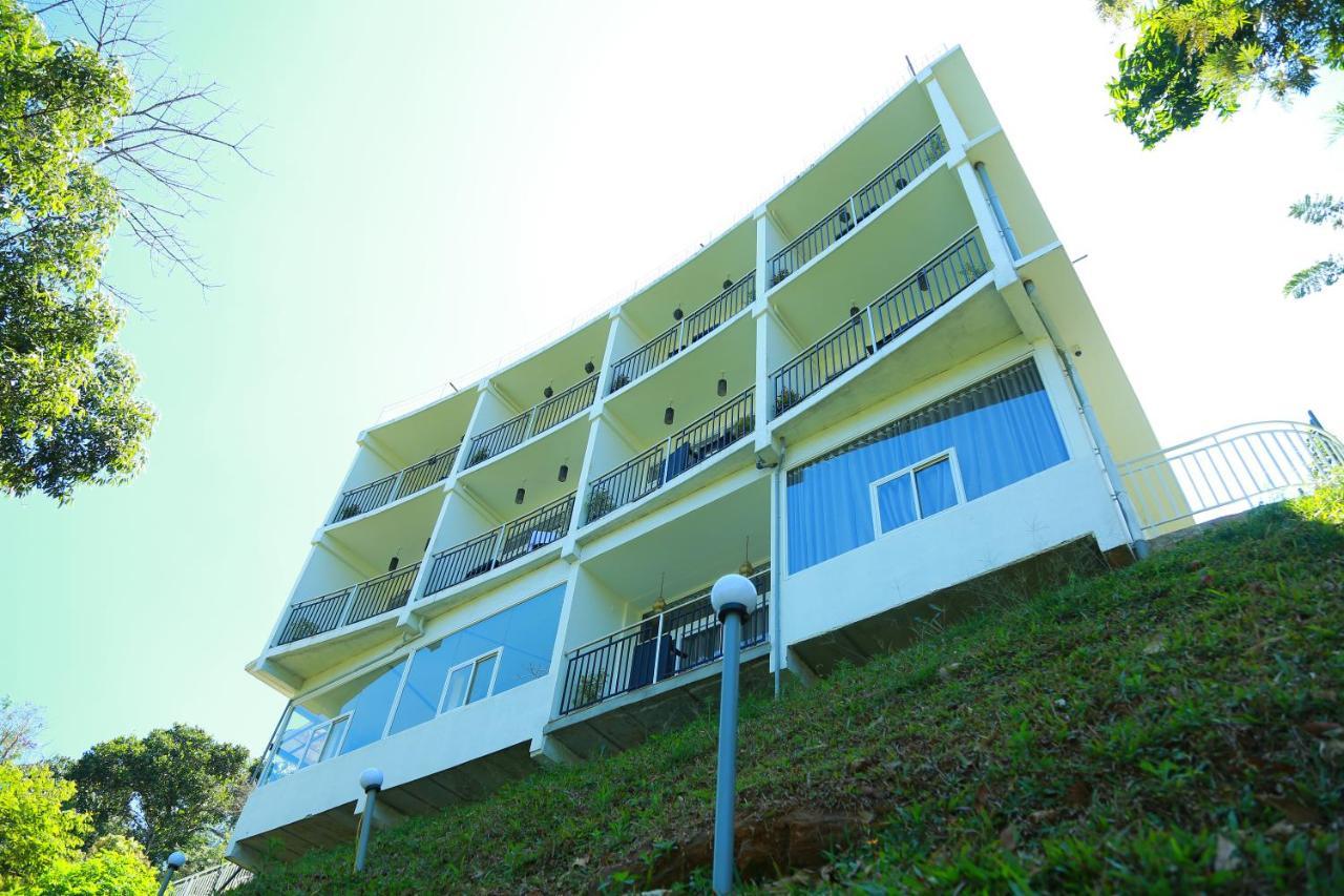 Hotel Palmtree Leaf, Munnar Extérieur photo