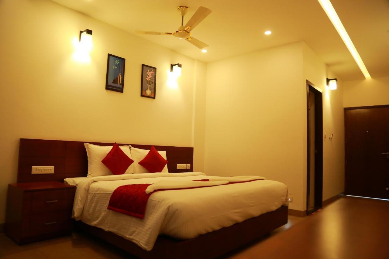 Hotel Palmtree Leaf, Munnar Extérieur photo